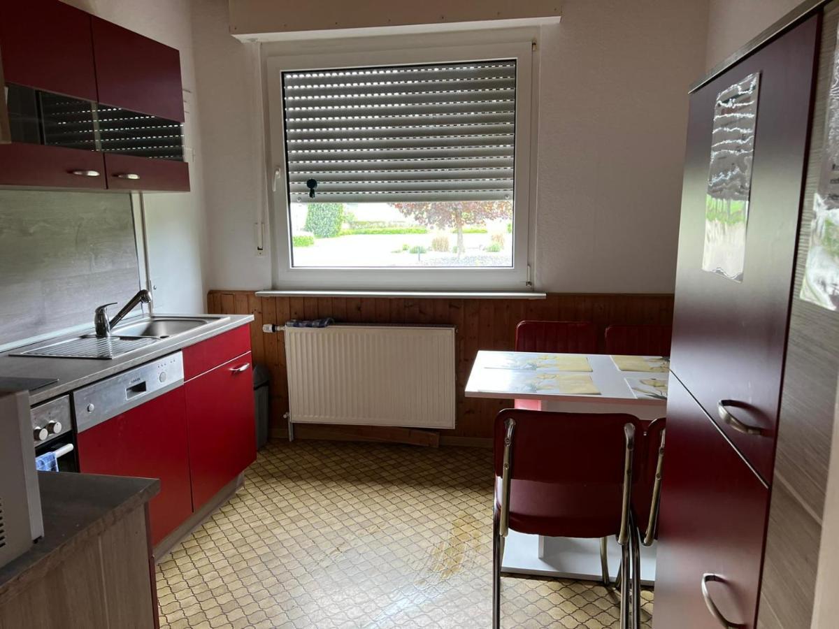 Ruhige Freistehender Bungalow Mit Parkplatz Beckum Exterior foto